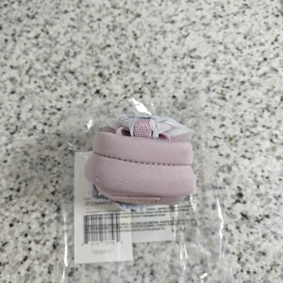 Dagne Dover limited edition Dakota Keychain (wild rose) - Picture 6 of 10